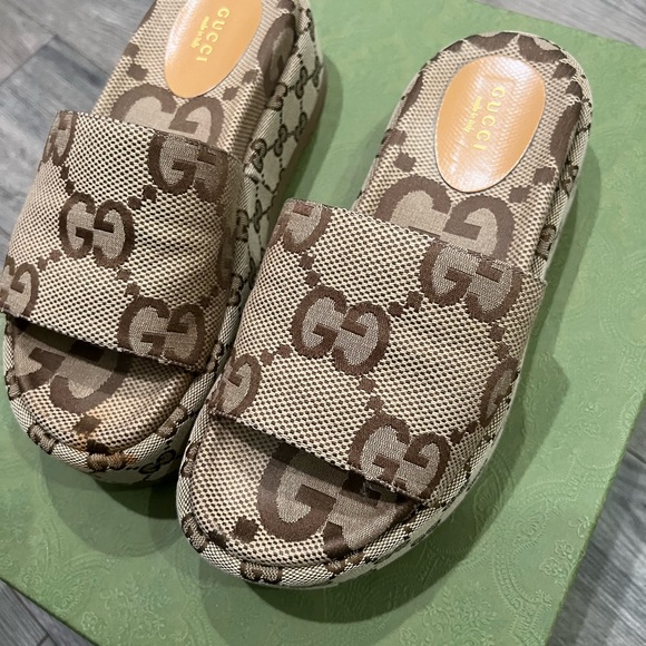 Gucci Women’s Macro GG Canvas Camel Ebony - Picture 6 of 6